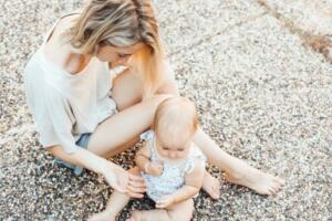 Kommunikation mit Kindern - Mutter und Kleinkind